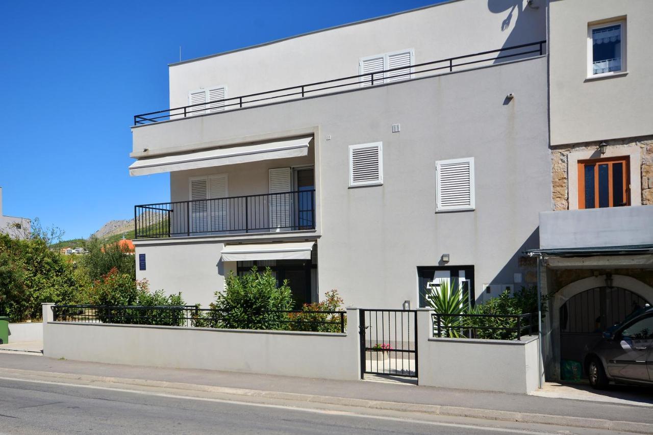 פודסטראנה Seas The Day Apartments מראה חיצוני תמונה