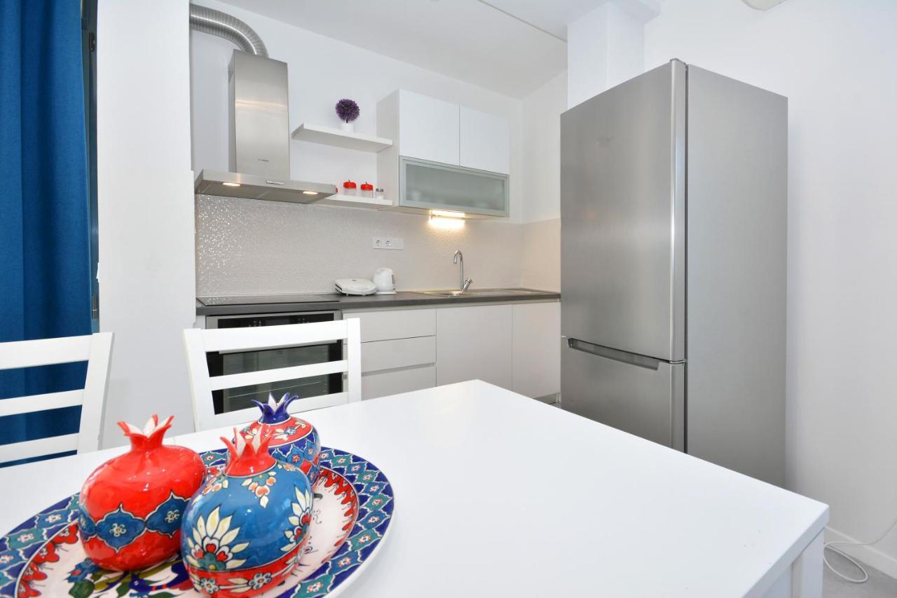 פודסטראנה Seas The Day Apartments מראה חיצוני תמונה